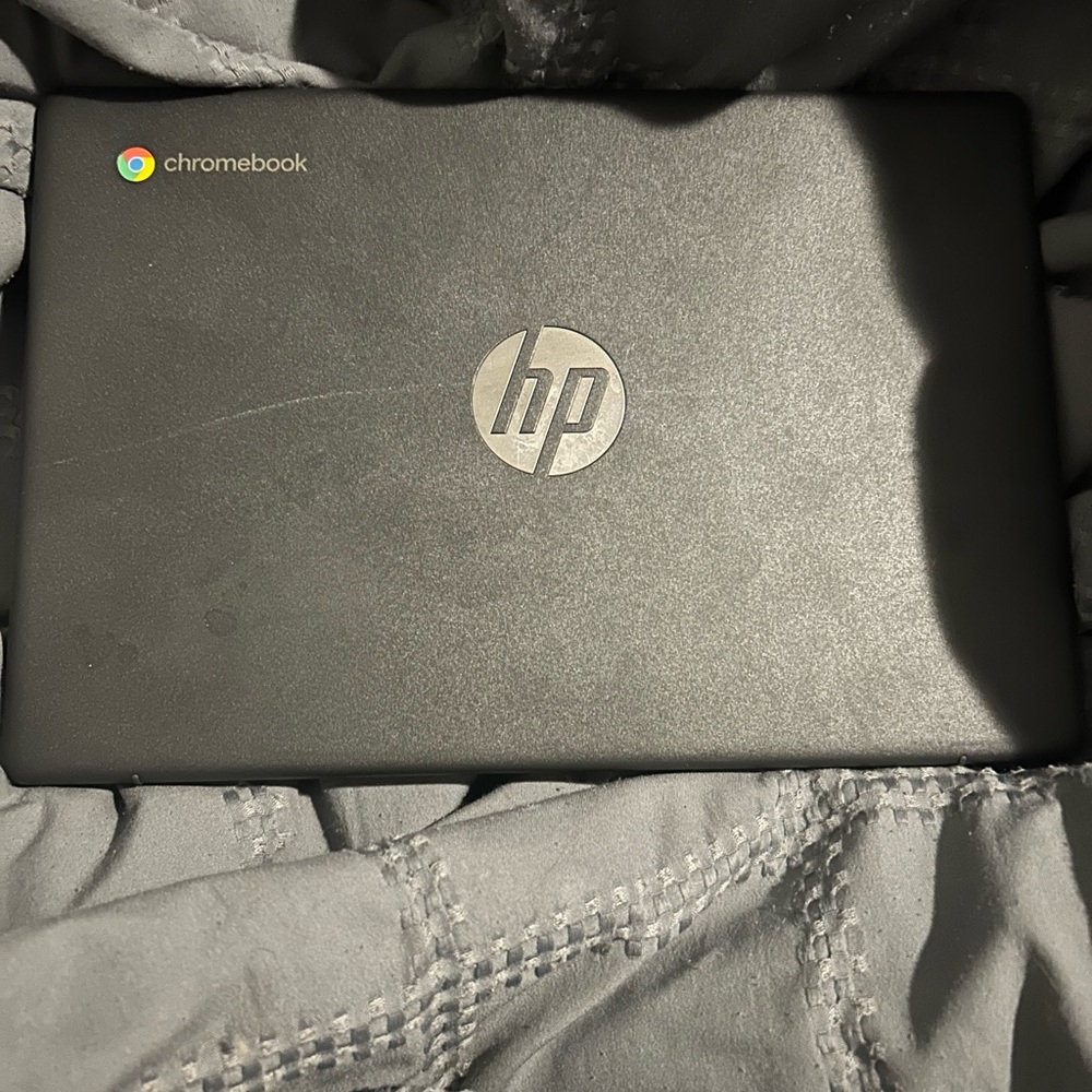 HP Black Laptop with Sleek Design and Chrome OS